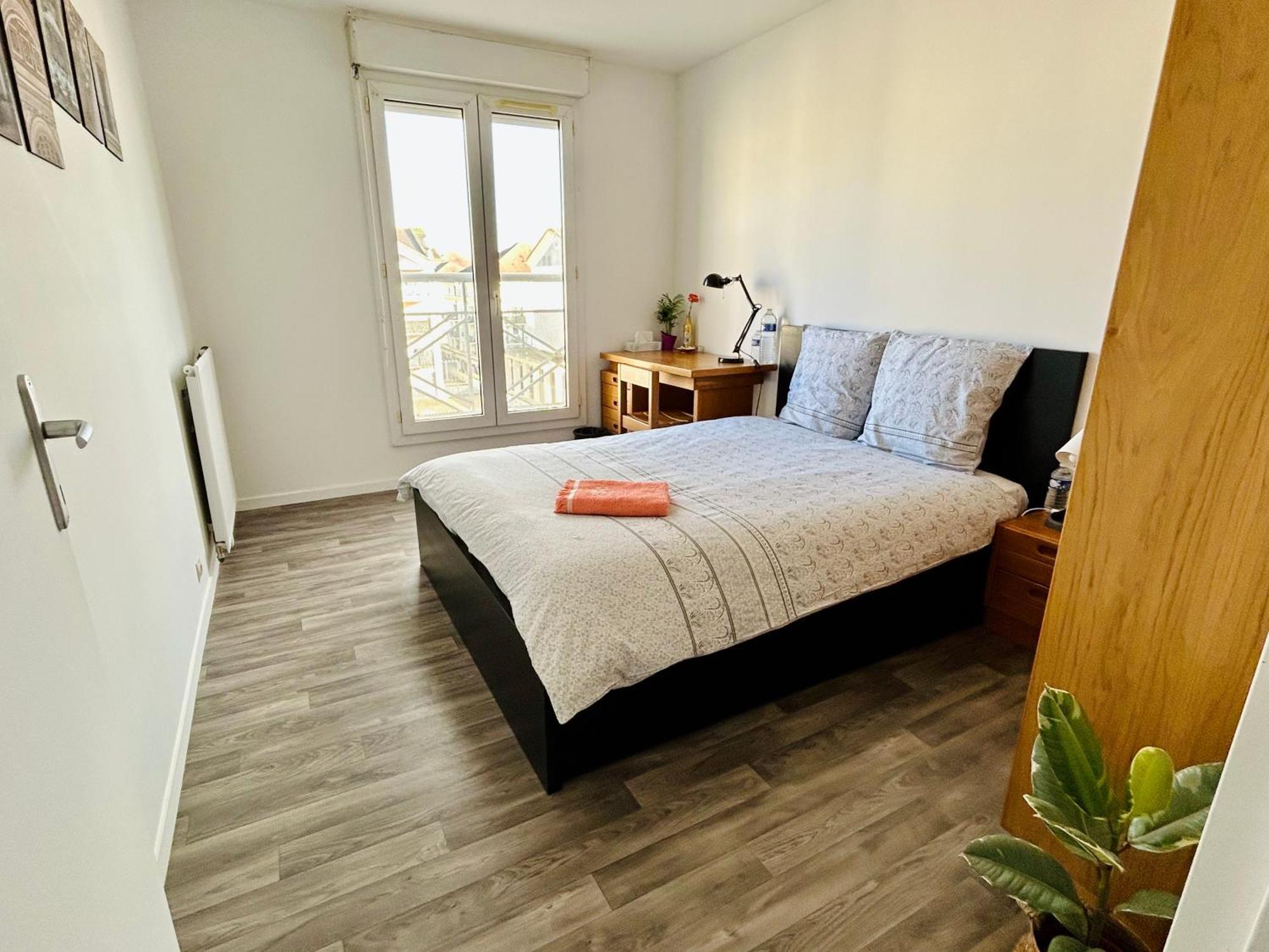 ביוסי-סיינט-ג'ורג' Jolie Chambre 3Minutes De La Gare Rer A מראה חיצוני תמונה